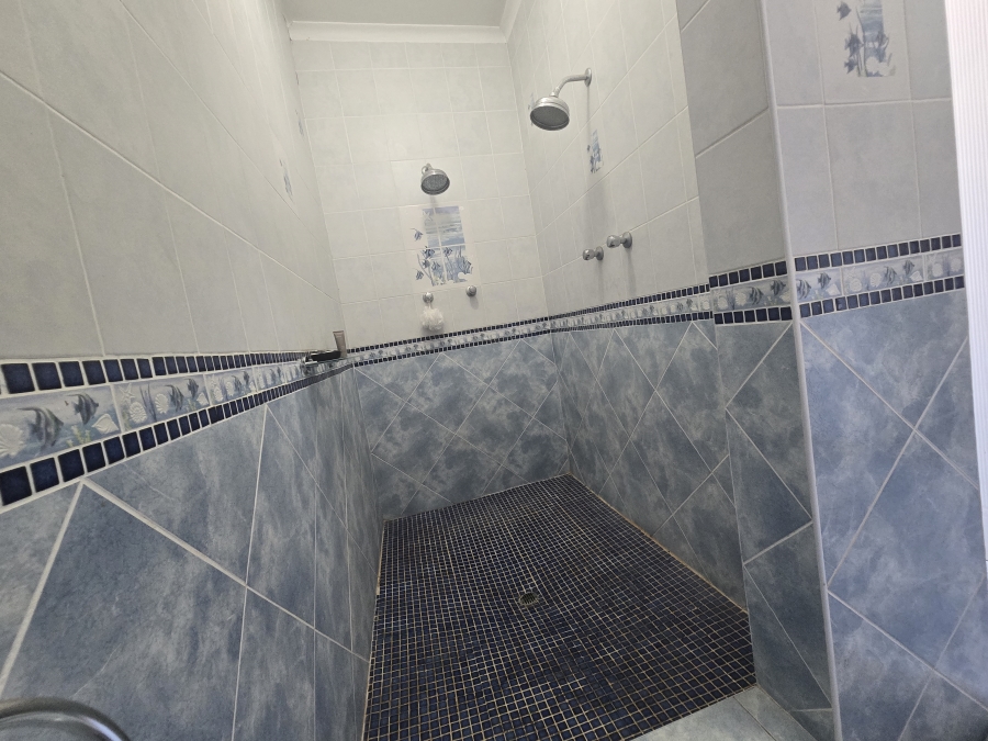 4 Bedroom Property for Sale in Lindequesdrif North West